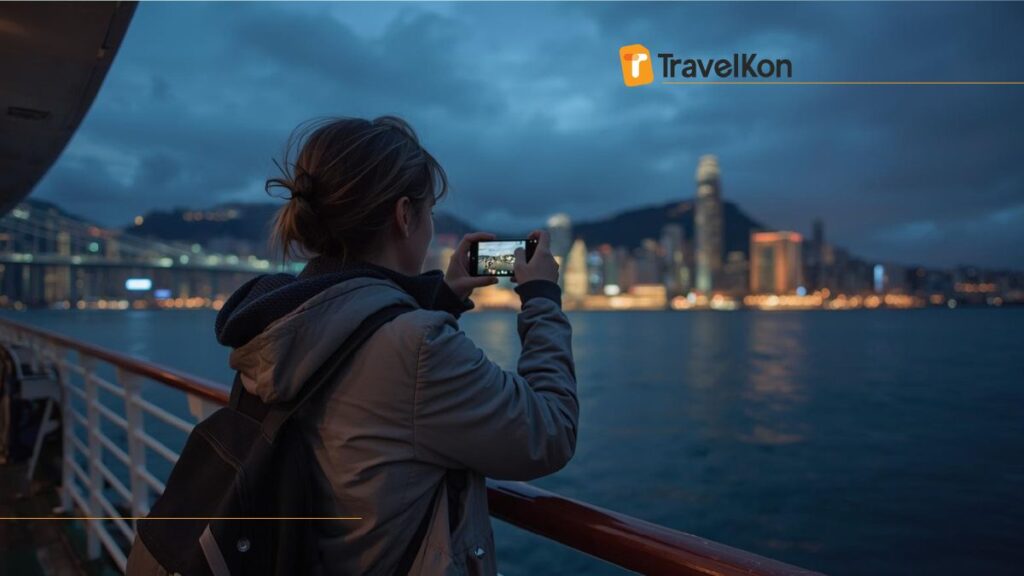 Weather in Hong Kong Evening Harbour Cruise