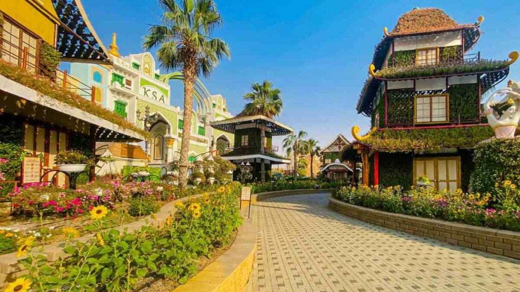 global dubai village